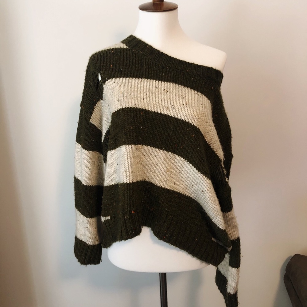 Nordstrom Green and Cream Sweater!